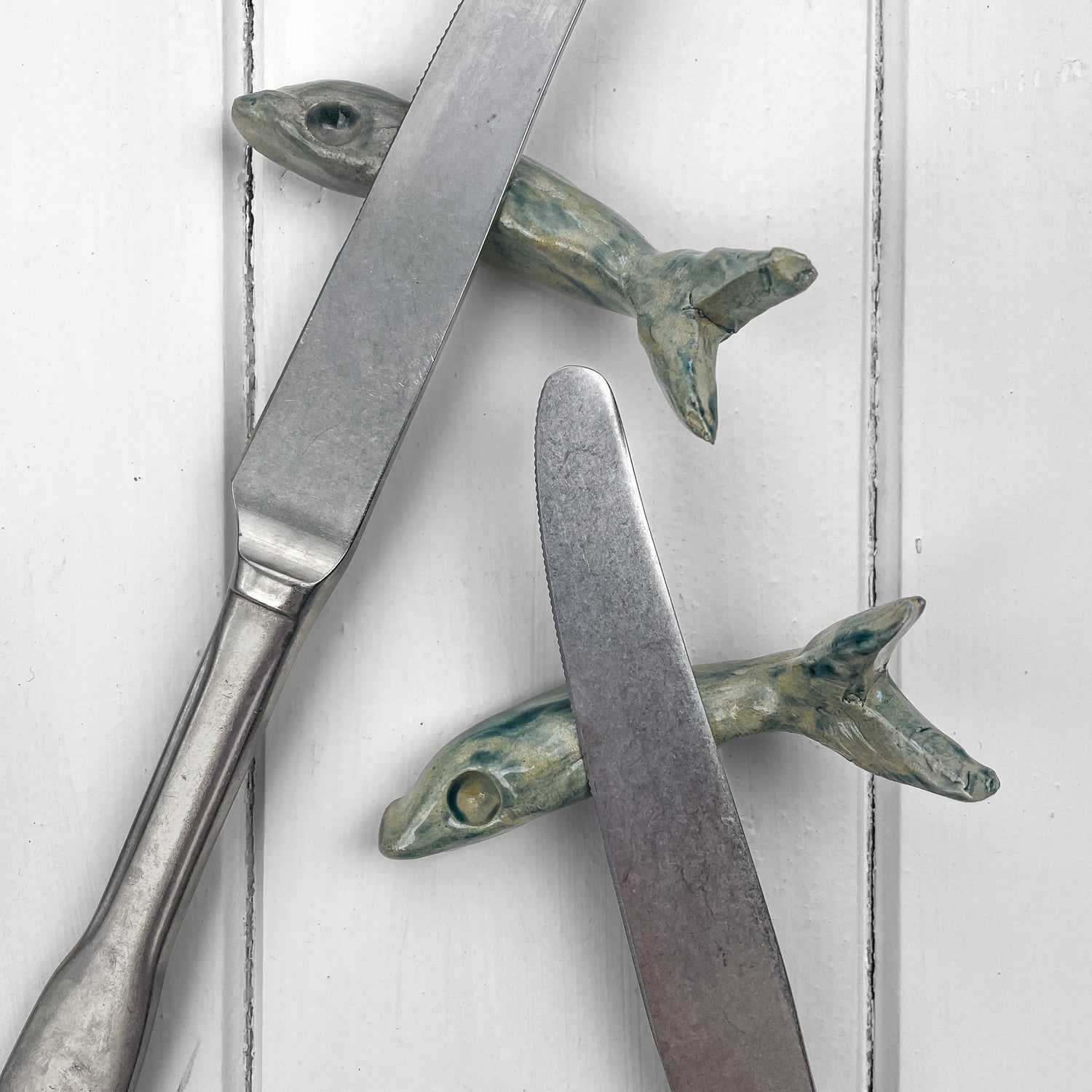 Messer auf Messerbänkchen in Fischoptik